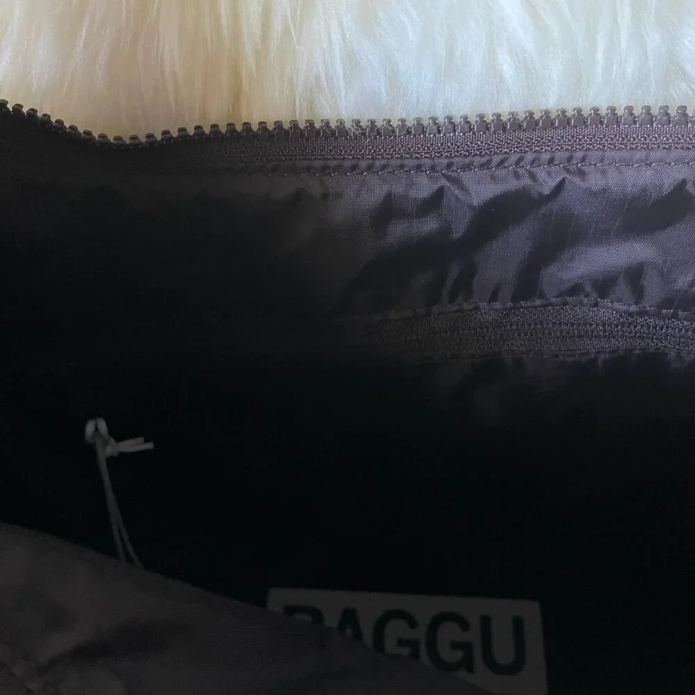 NWT Baggu Regular Shoulder Bag - Chocolate Plum - Picture 4 of 7